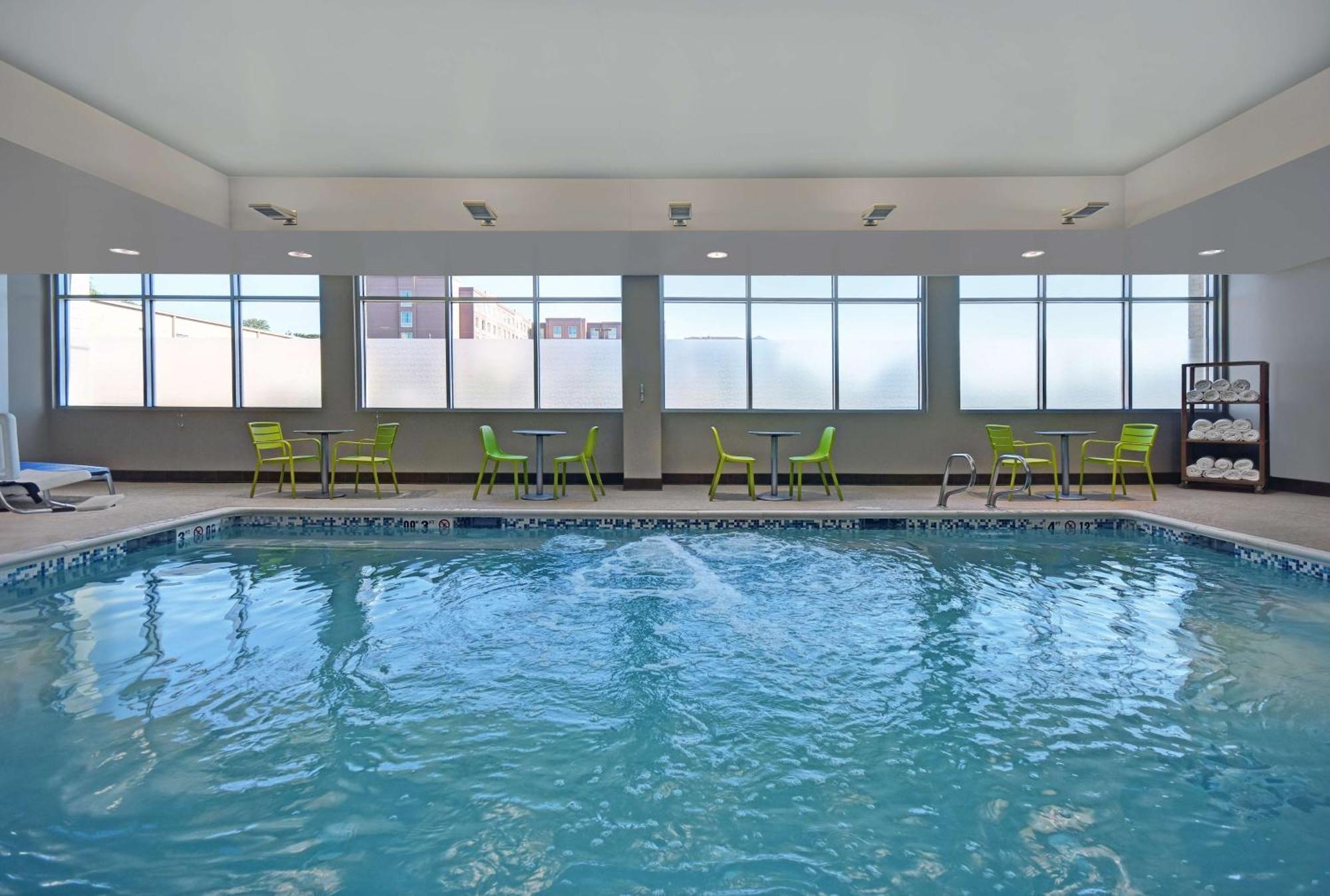 Home2 Suites By Hilton Atlanta Airport North College Park Exterior foto